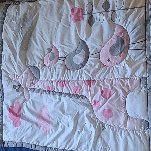 Pink Giraffe crib bedding - Picture 4 of 6